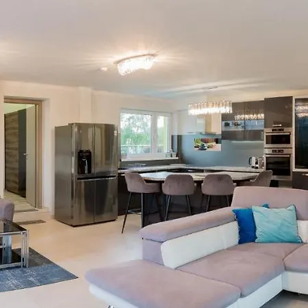 Admiral Luxury Iv Apartman By Bltn